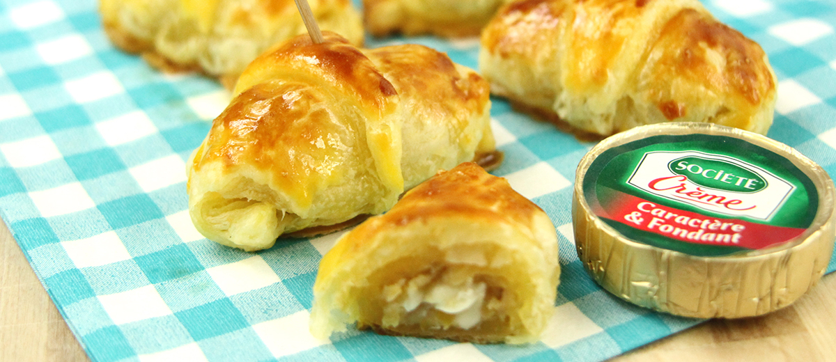 Mini croissants au Société Crème, abricots et noix
