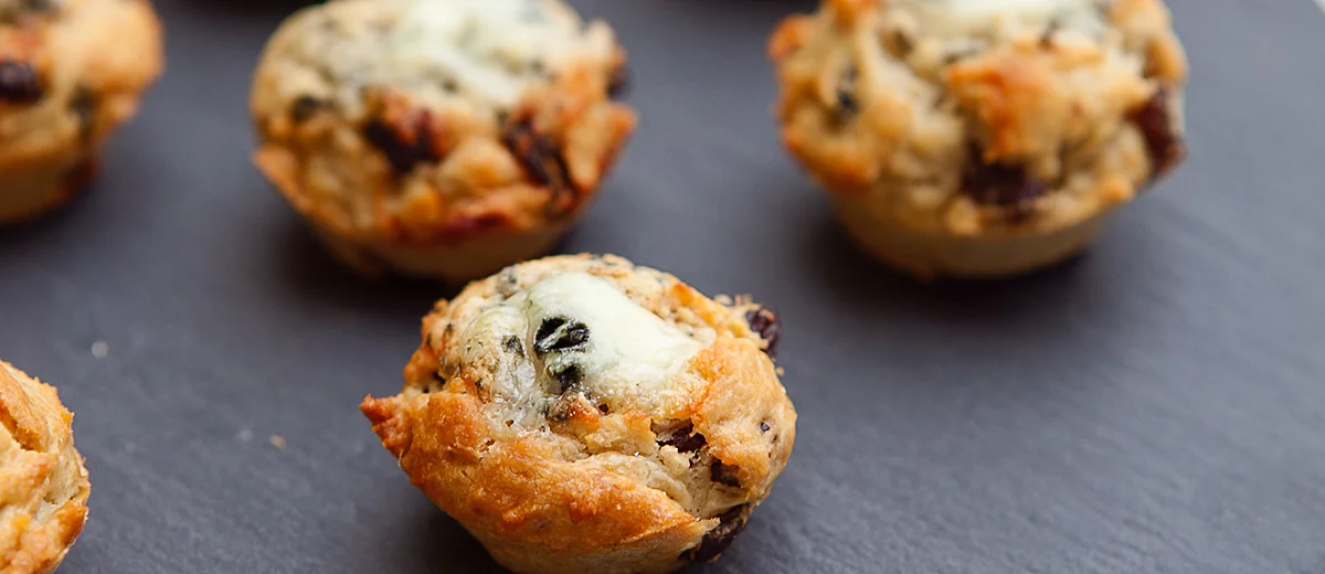 Muffins au Roquefort Société et raisins