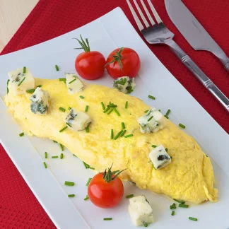 Omelette mousseuse au Roquefort Société